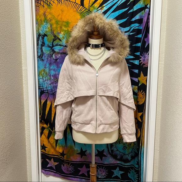 🌈 Amazing fox fur hooded coat - Picture 2 of 12